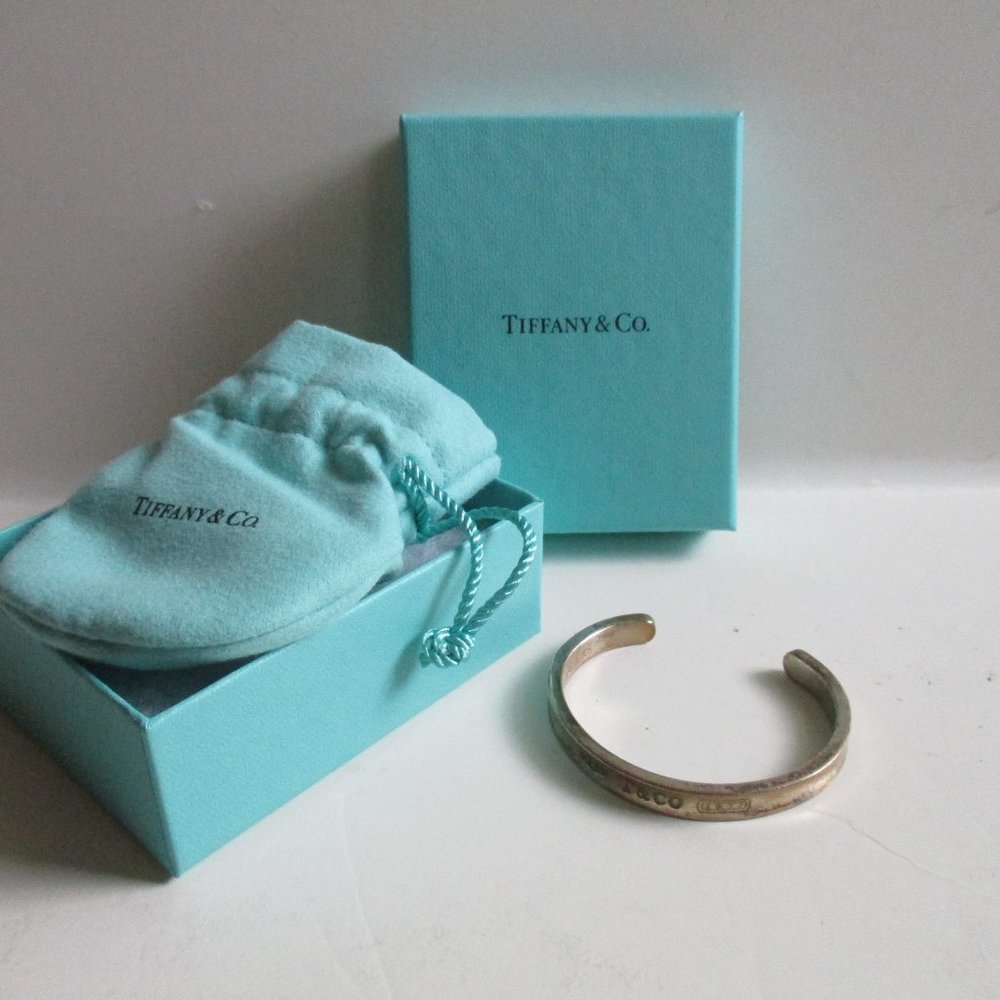 *Tiffany & Co. Vintage 1937 Sterling Silver Cuff Bracelet